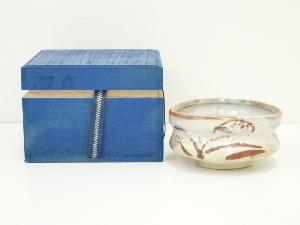 作家物　志野沓形茶碗（保護箱）